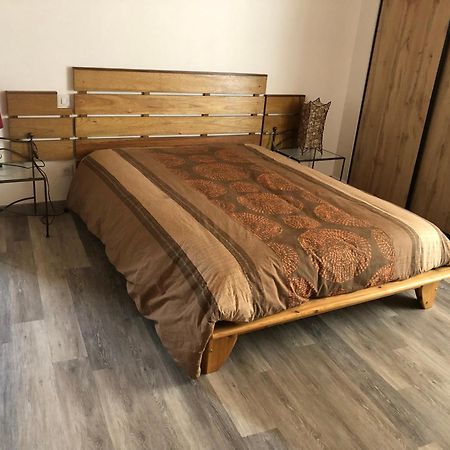 Chambre Familiale Chez L Habitant Лорьоль-сюр-Дром Экстерьер фото